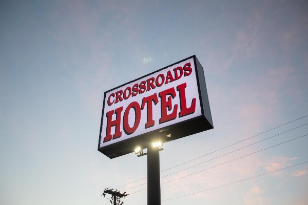 The Crossroads Hotel and Suites Irving image 2